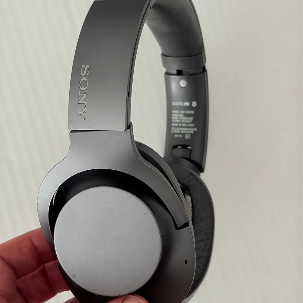 SONY WH900 Over-Ear Noise Canceling Headphones